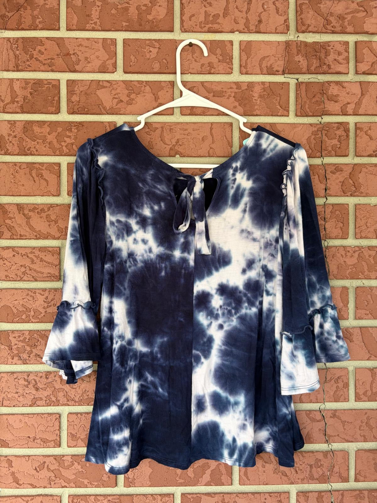 Blue tie dye ruffle sleeves top