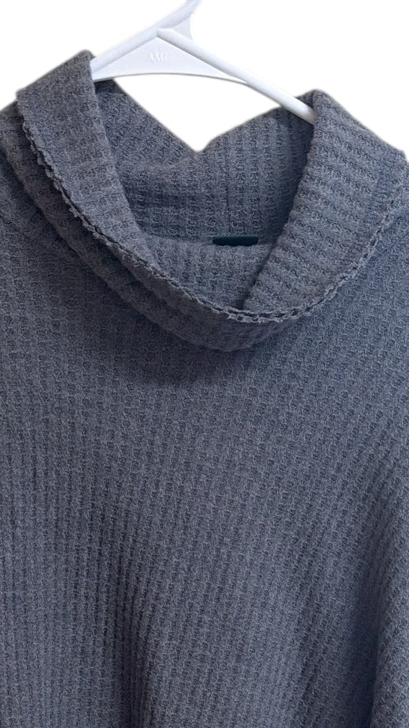 Wild Fable grey turtle neck top sweater