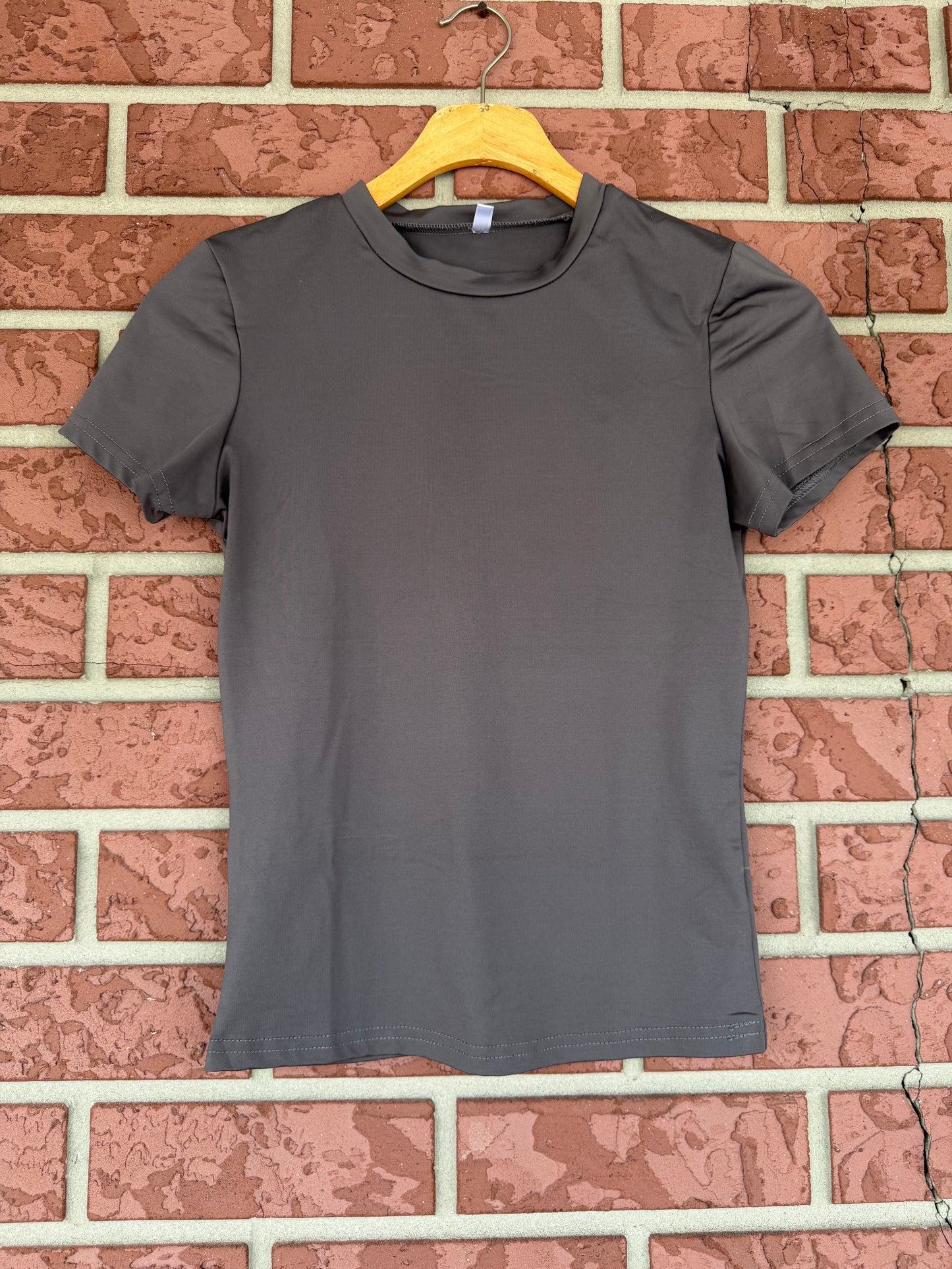 Grey dark tshirt dry fit