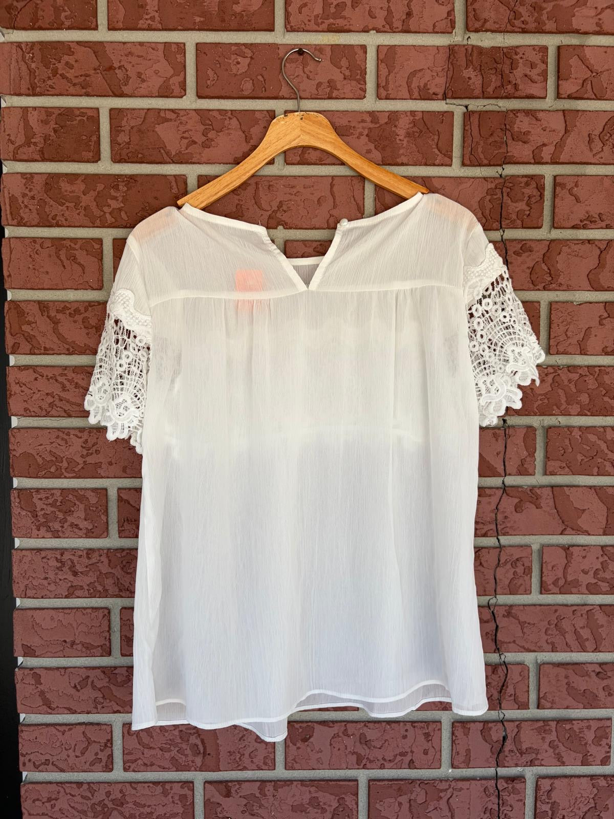 White ruffle lace top