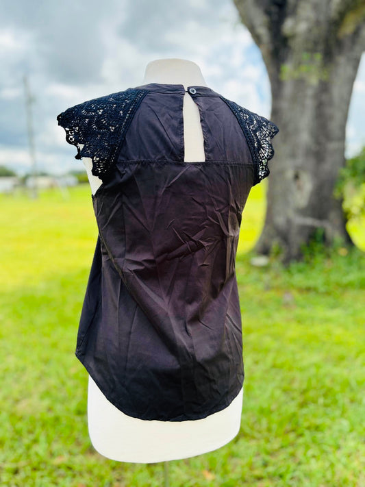 Skue black top lace sleeve