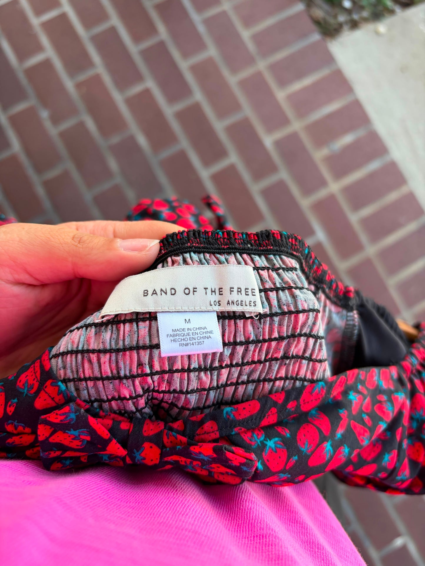 Band of the Free strawberry puff sleeve crop top