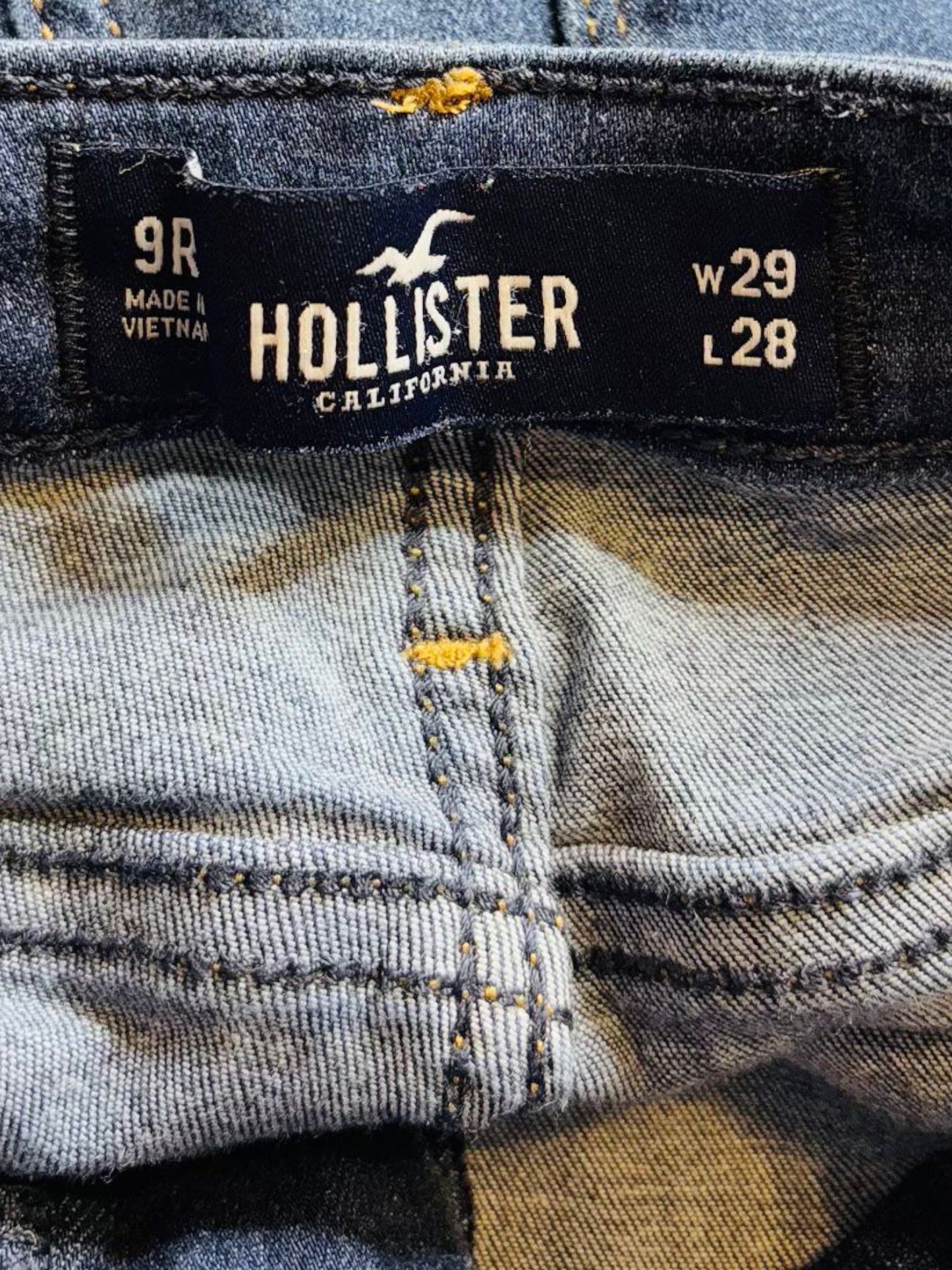 Hollister jeans