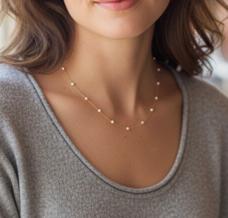 Rows of pearls necklace