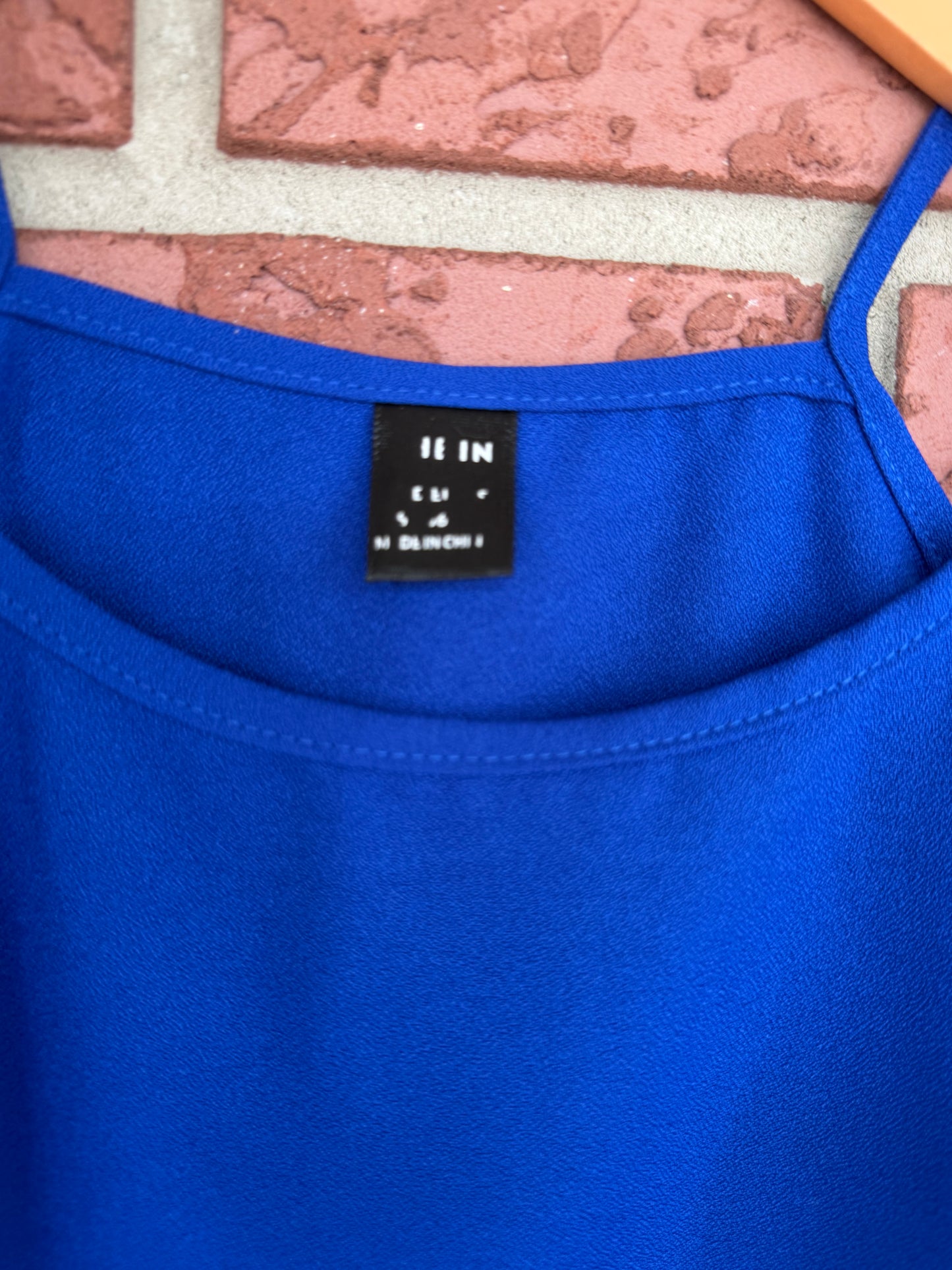 40088 Shien royal blue top