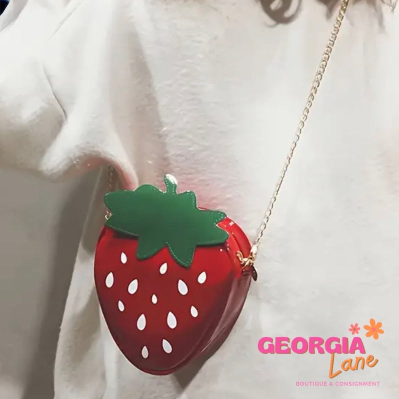 Strawberry purse (Adult)