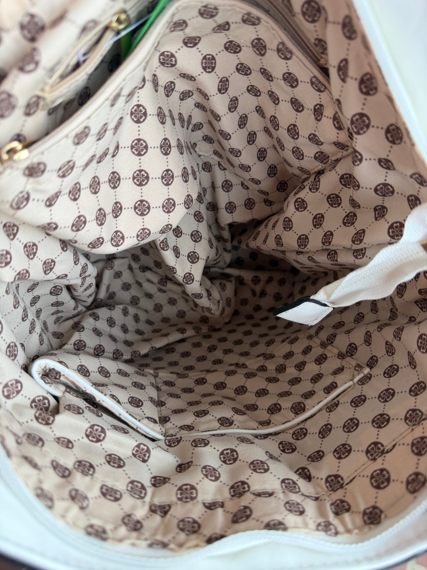 40023 White & Blue Textured Tote Bag with Gold Hardware