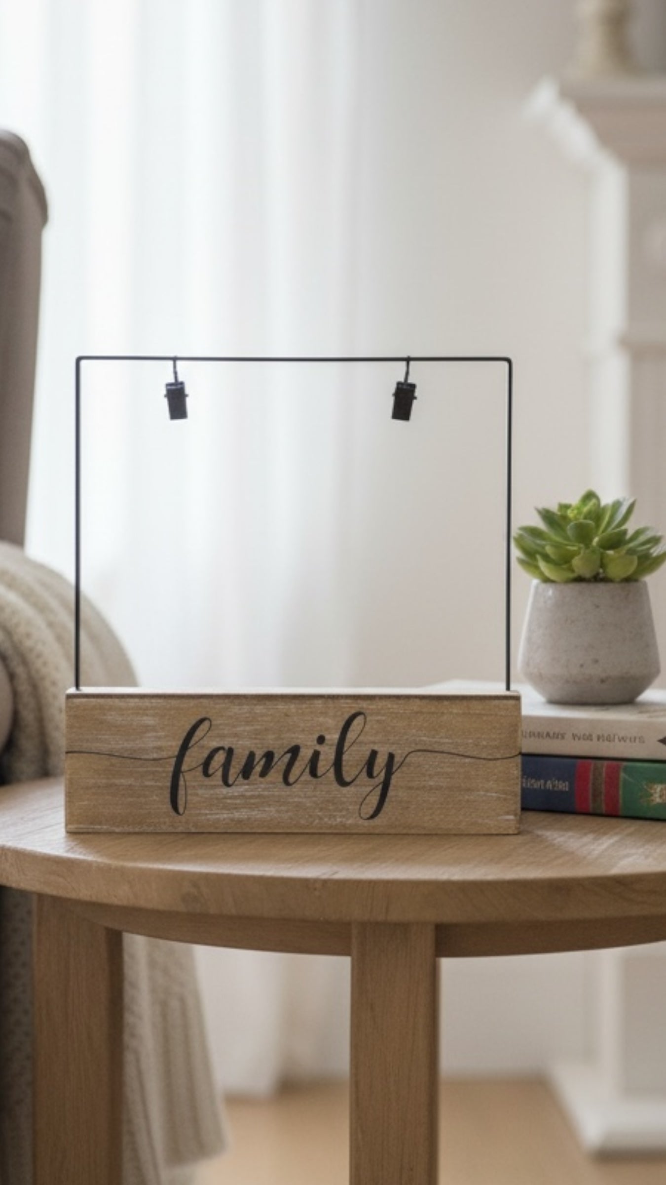 Family picture frame 