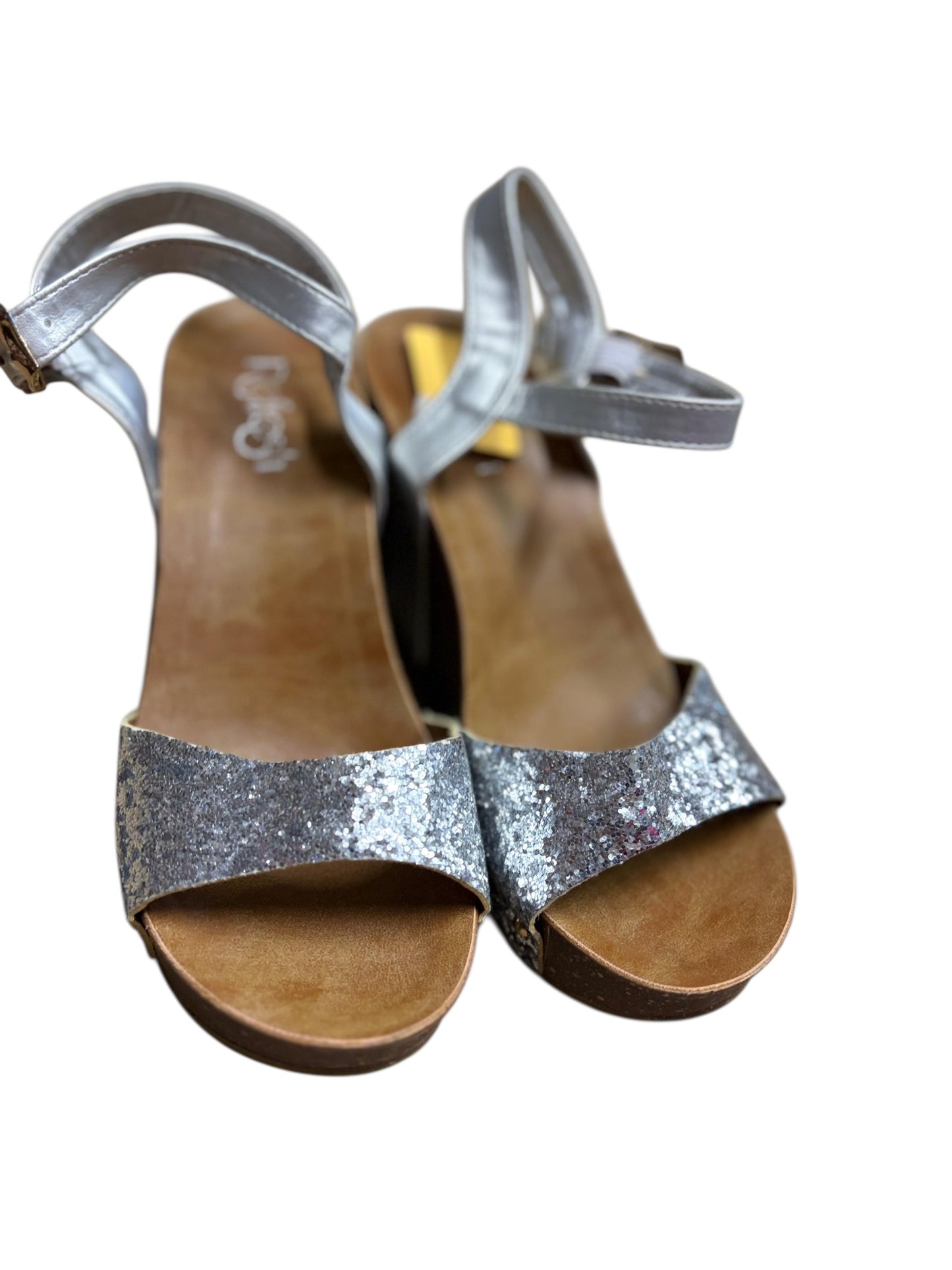 Sparkling silver wooden wedges
