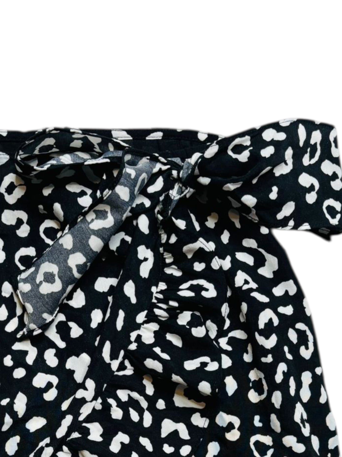 Leopard print skirt black and white