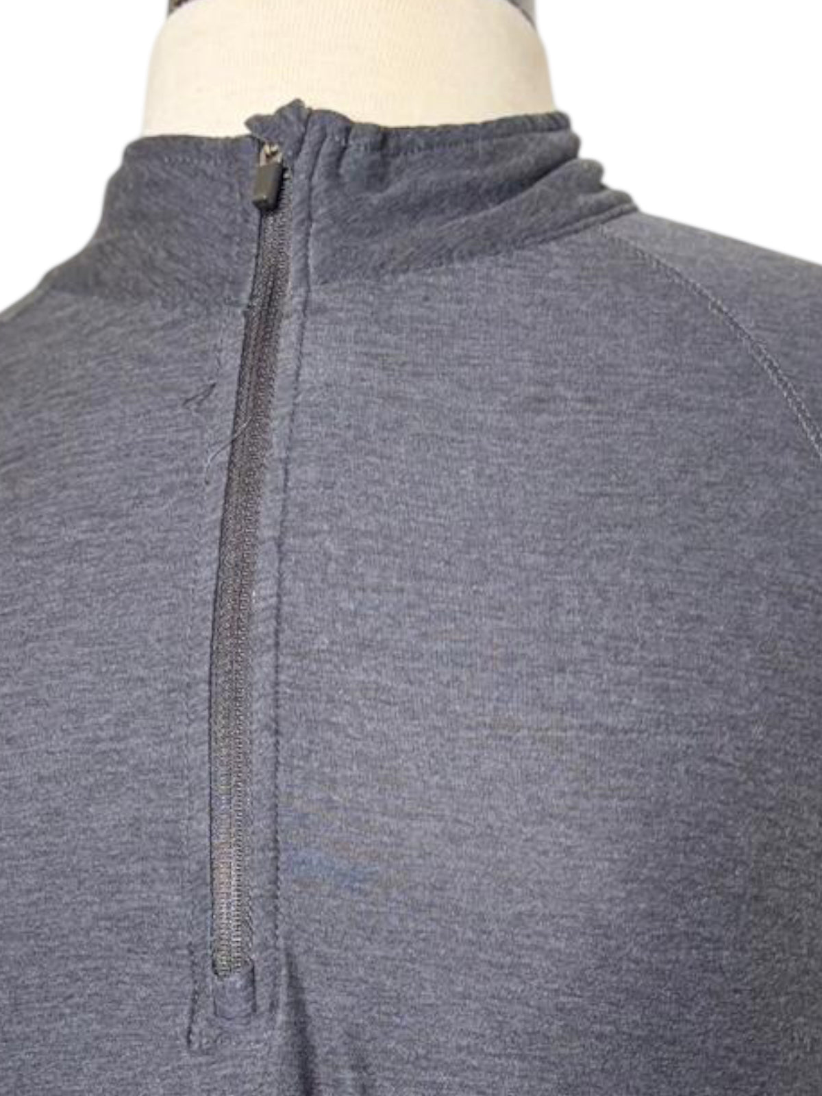 Athletic black pull over
