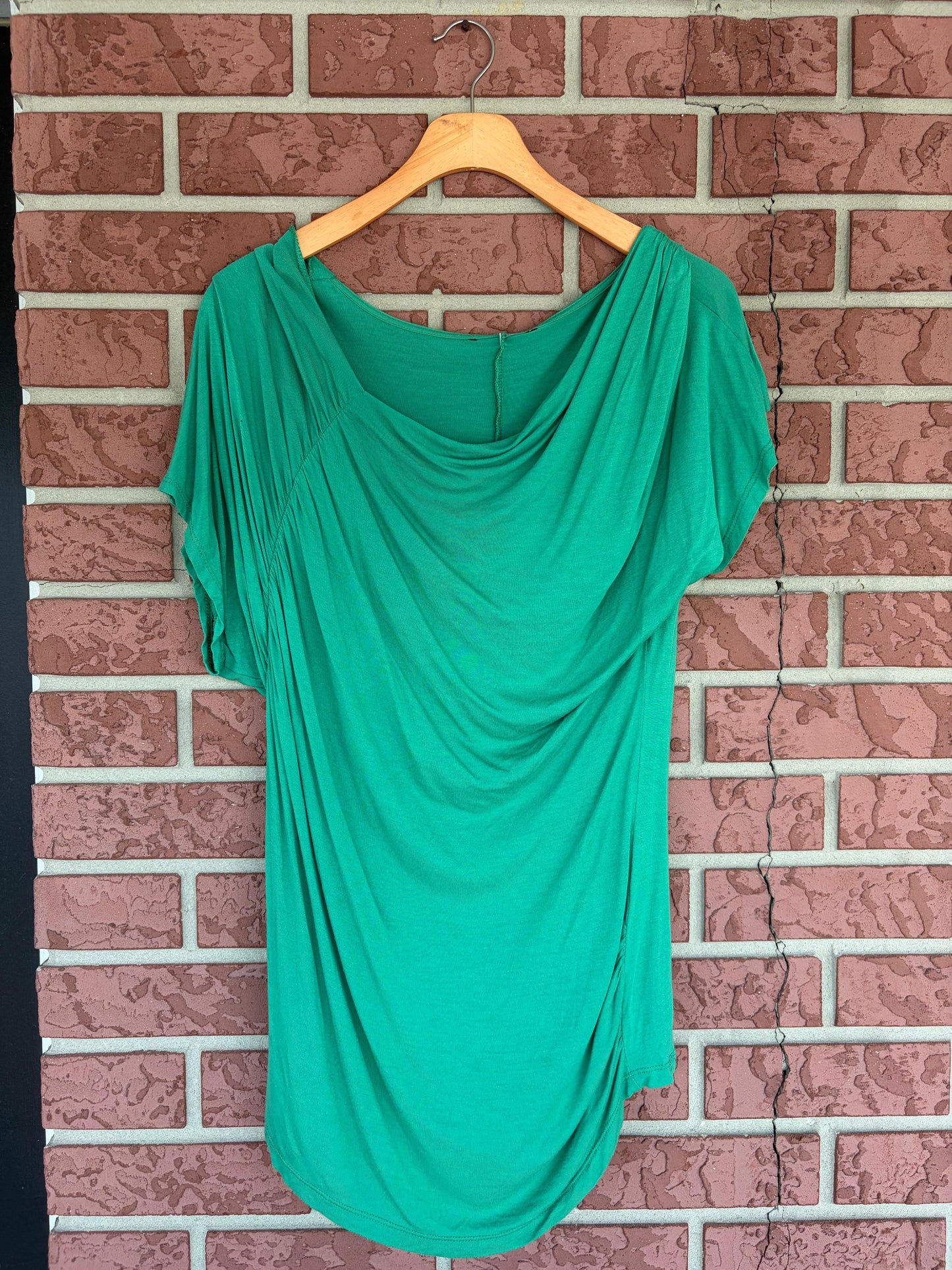 Swoop neck green top