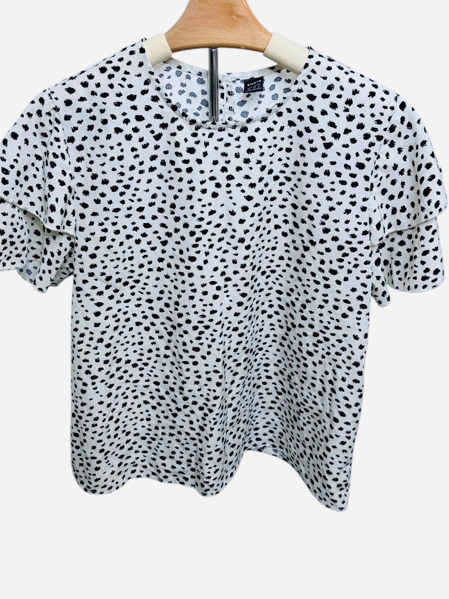 66 SHEIN dots white and black top