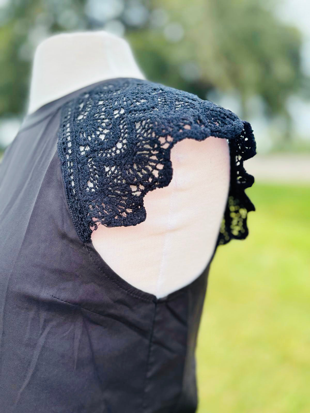 Skue black top lace sleeve