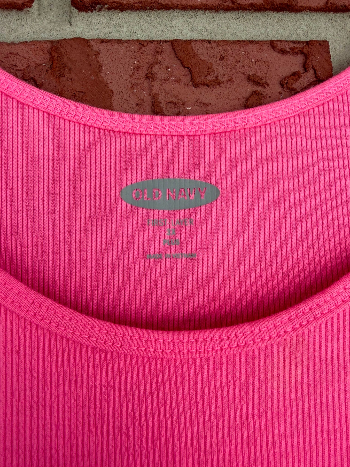 Old navy hot pink tank