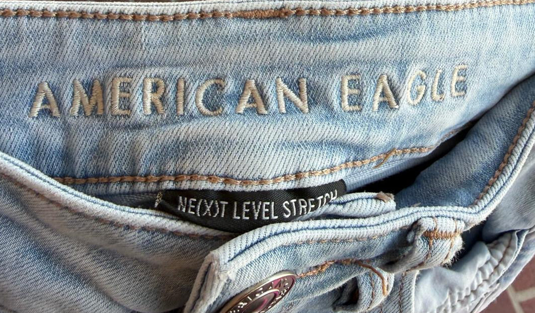 American Eagle Light Wash Straight Leg Jeans