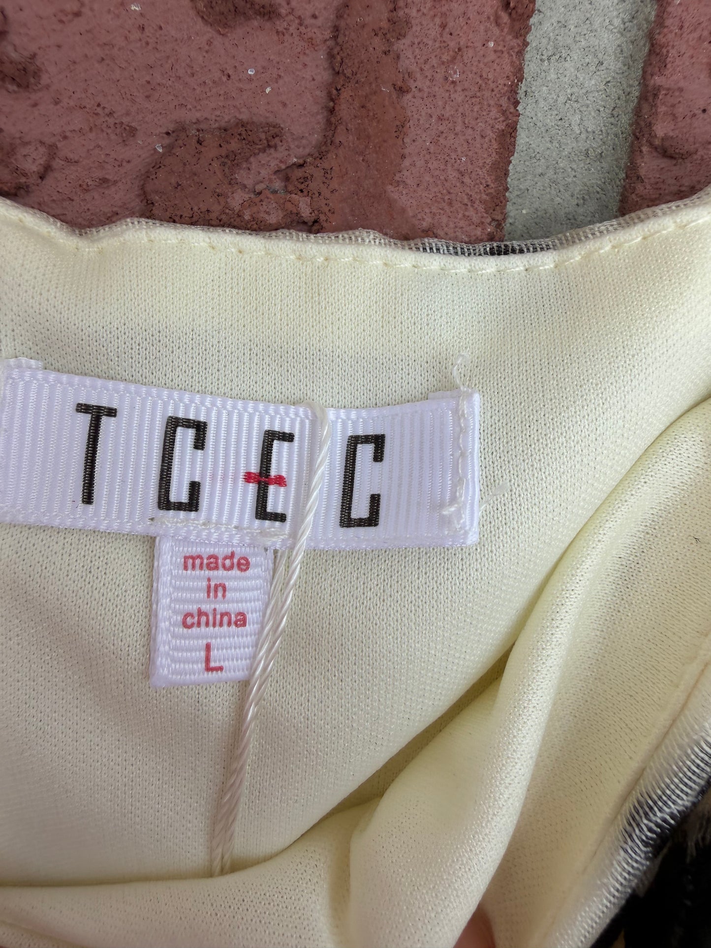 8540 TCEC black and white romper