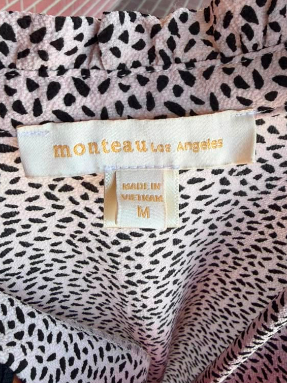 Monteau Los Angeles Spotted V-neck Top