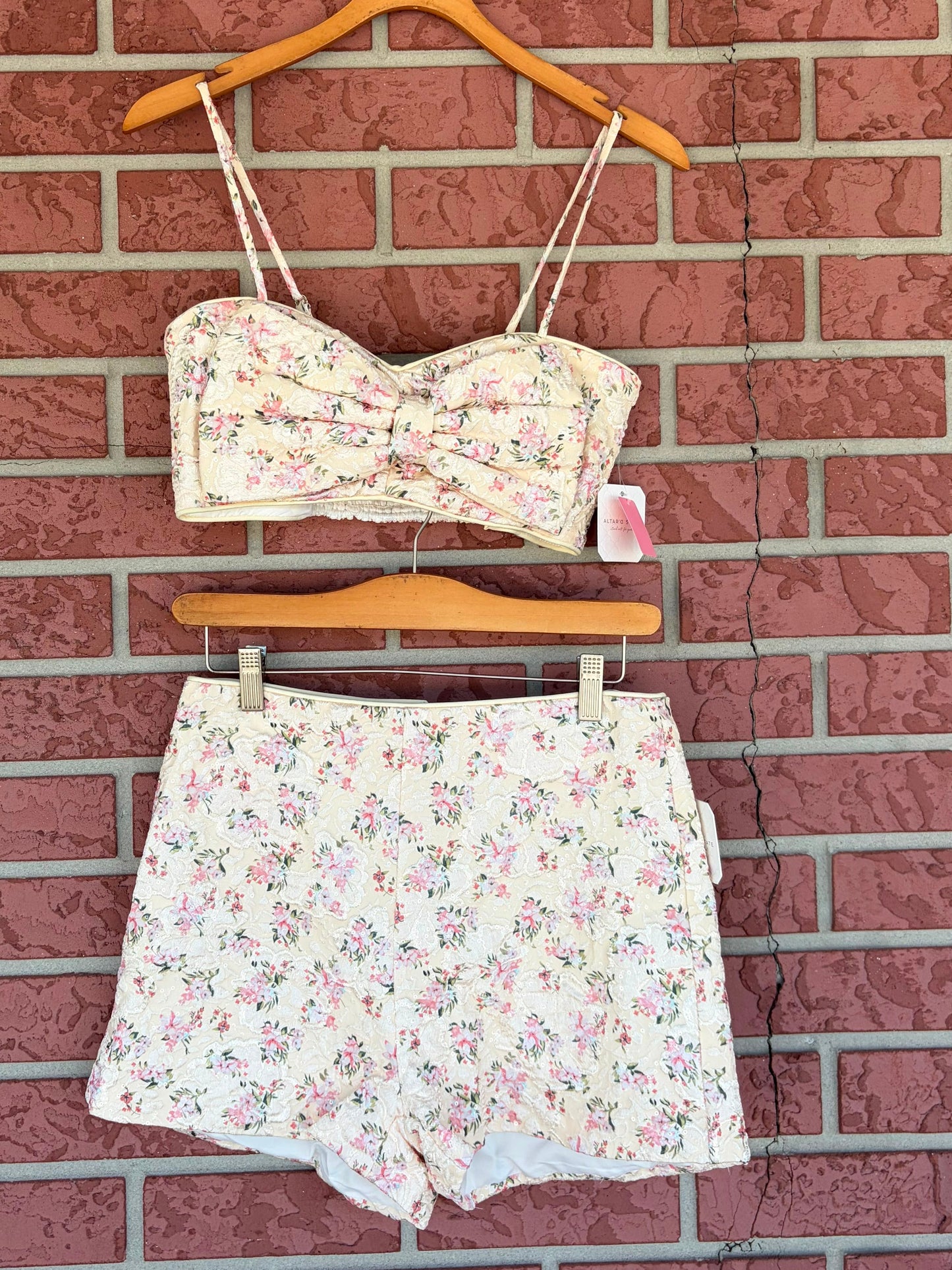 Altar’d State 2 piece floral set
