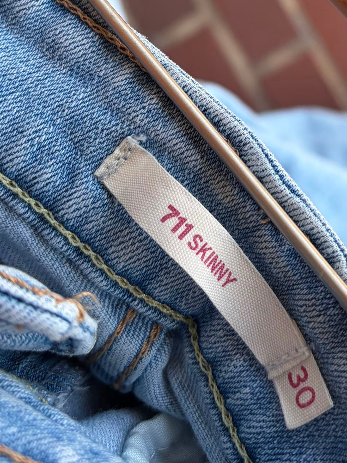 26 711 Skinny Light wash Jeans