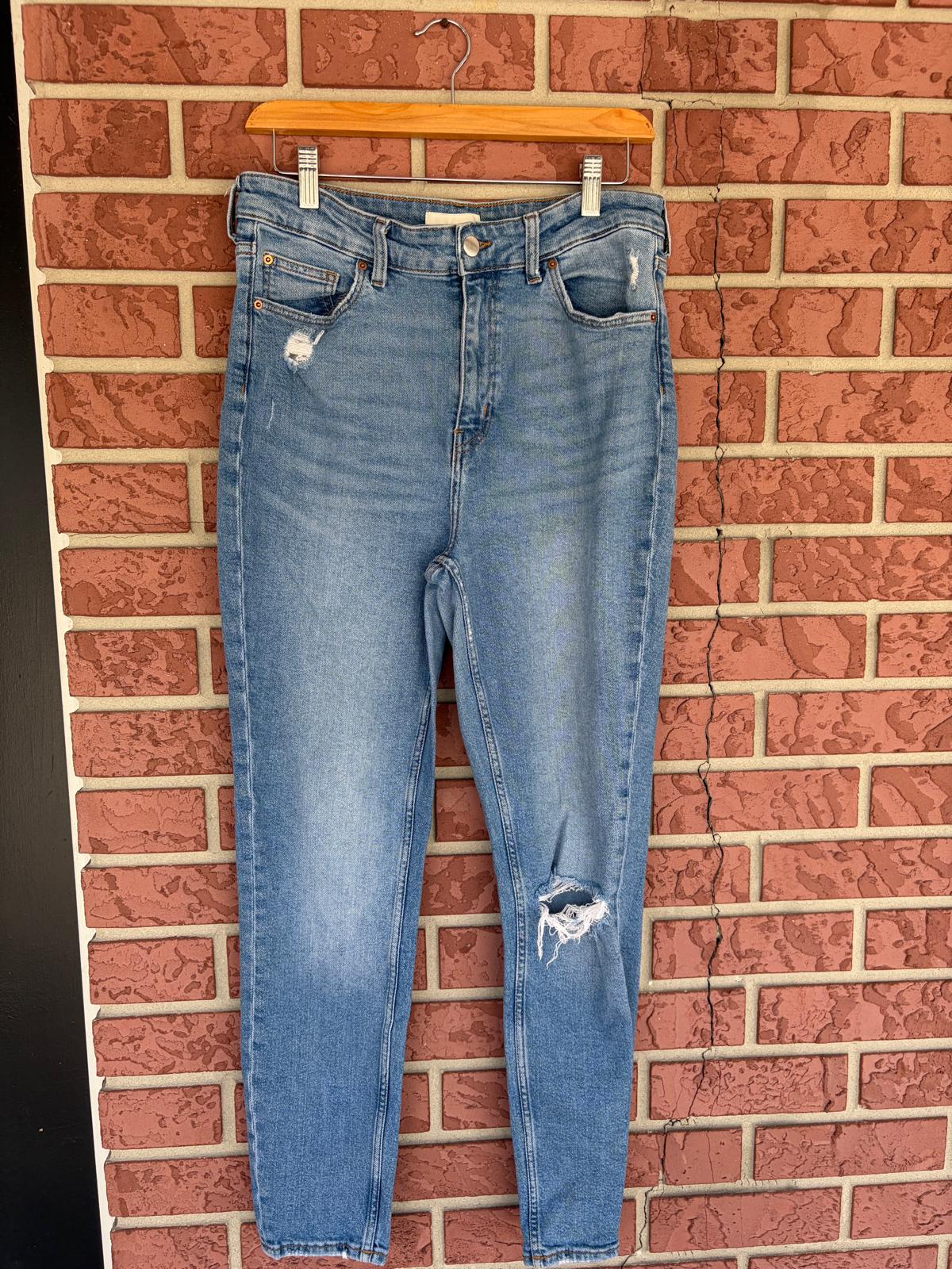 H&M Medium Wash Mom Jeans