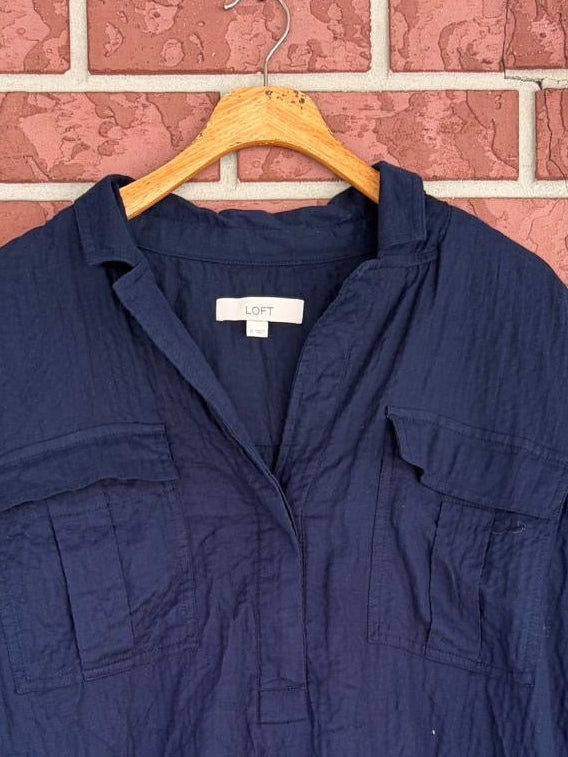 LOFT blue high low navy top