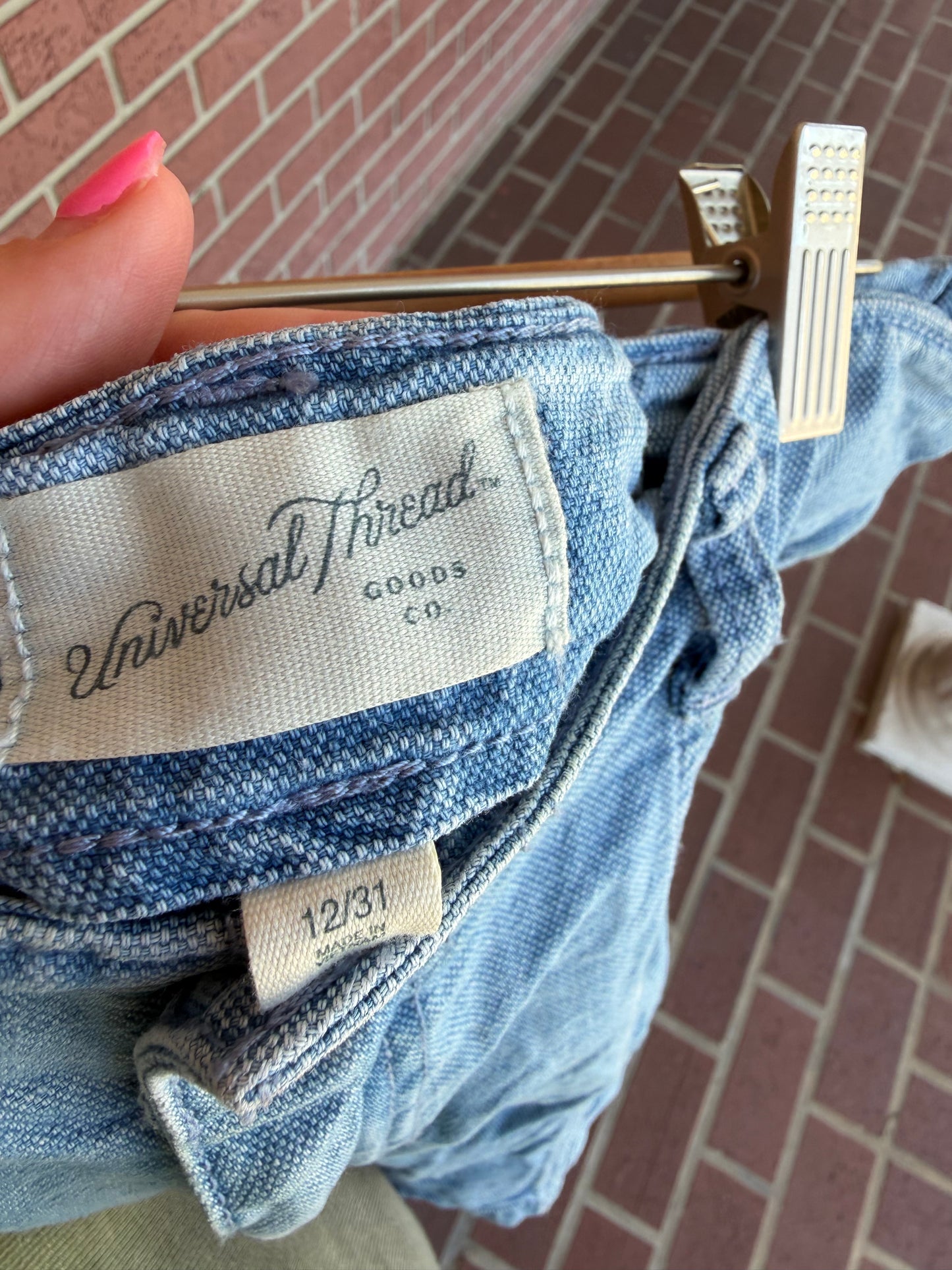 Universal Thread blue denim shorts