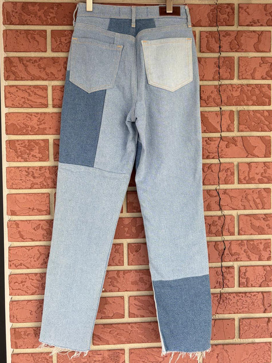 Hollister ultra high rise mom jeans patches