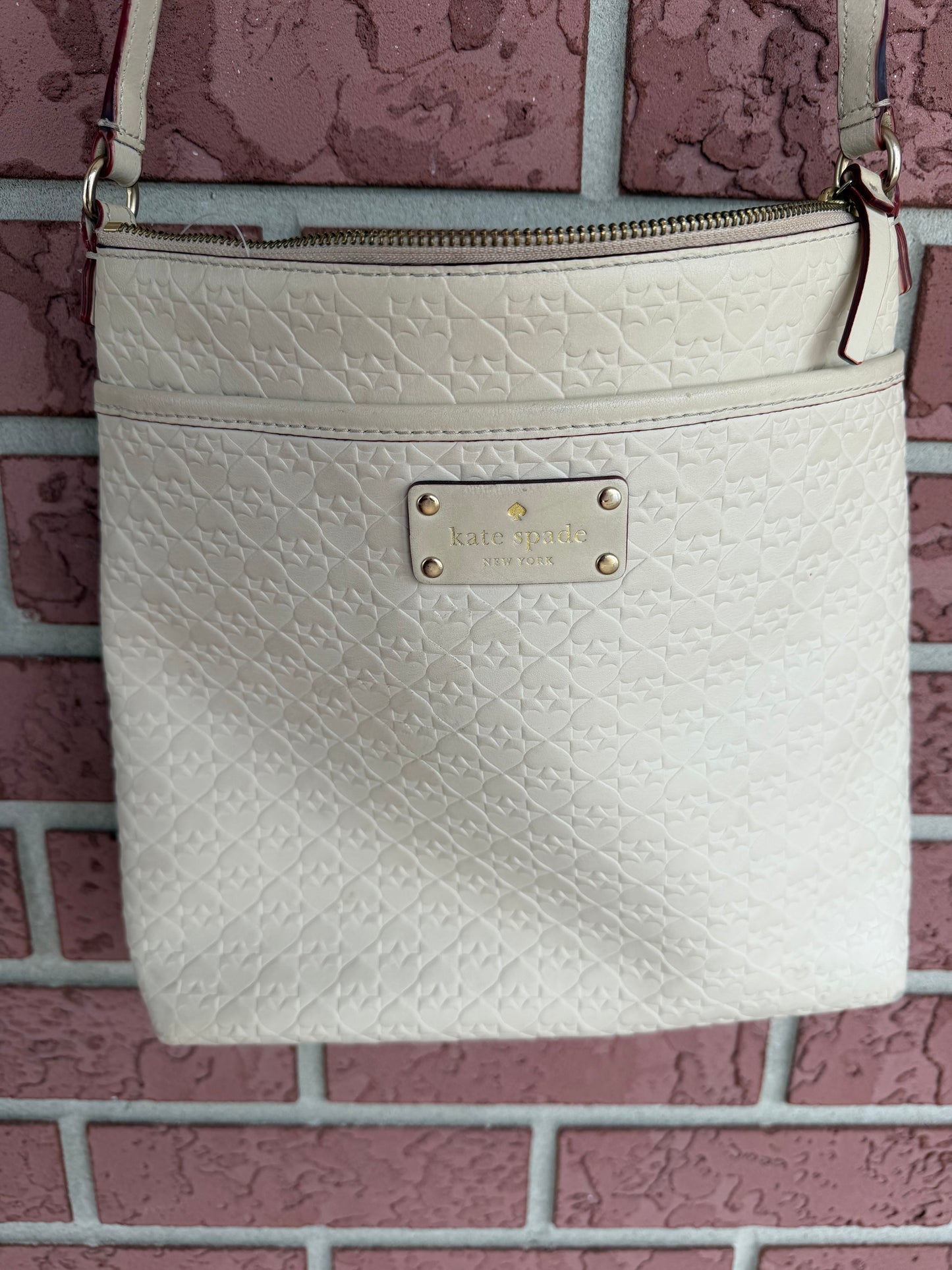 61110 Kate Spade White Cream crossbody bag