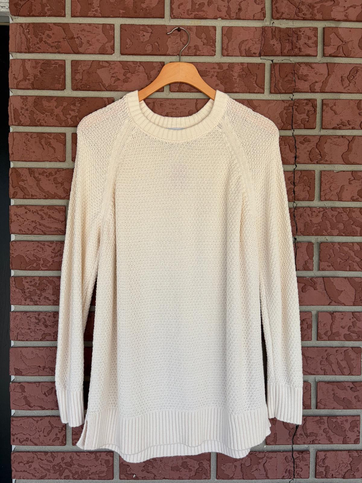 Old Navy Cream sweater