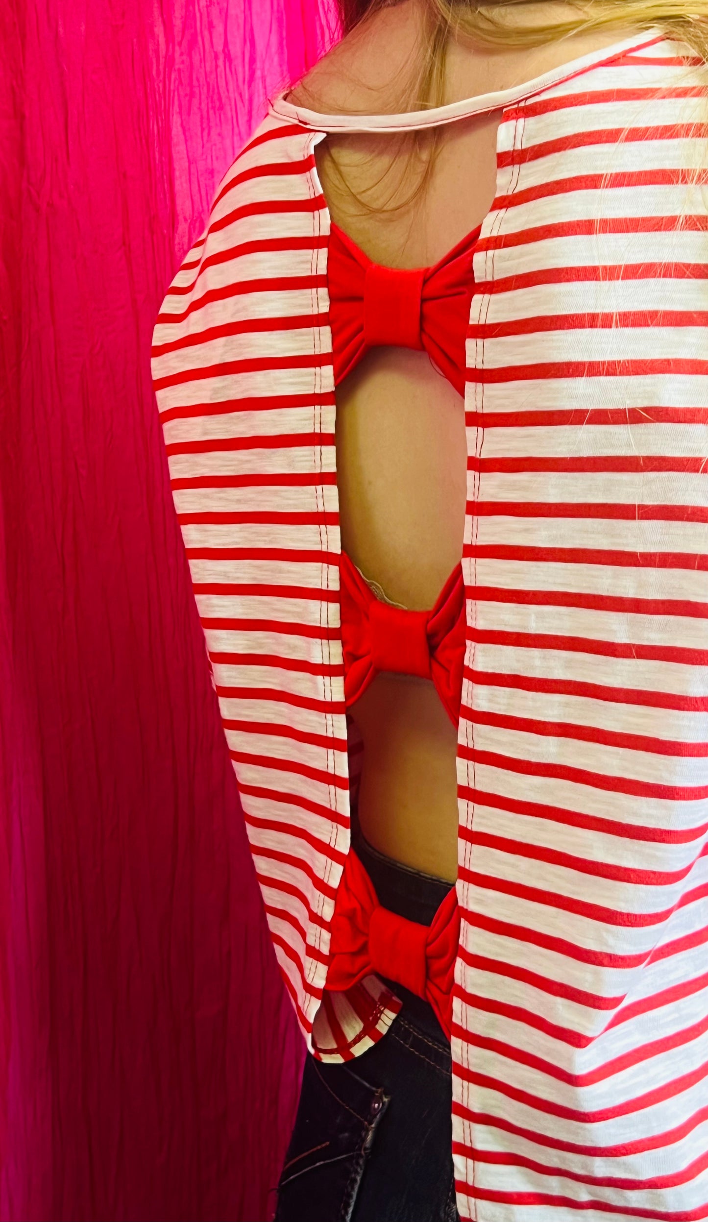 Red bow back stripes top