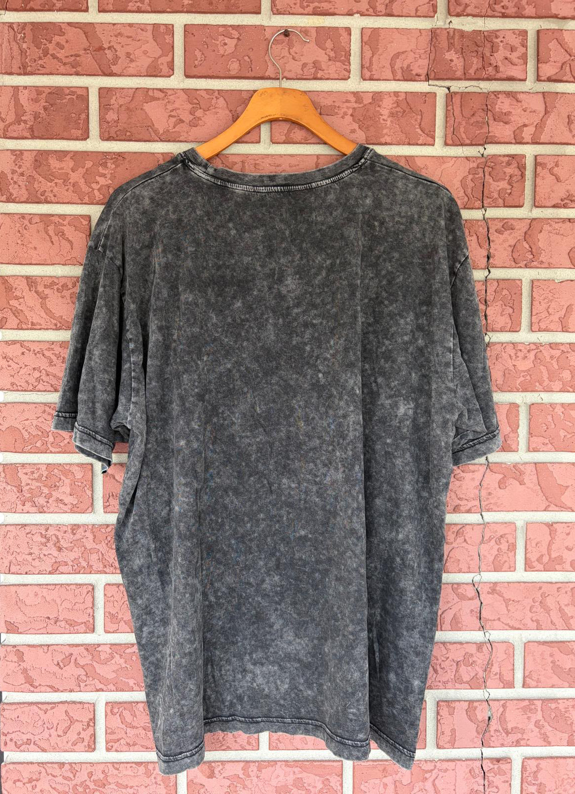 Zutter Charcoal Boots Tee