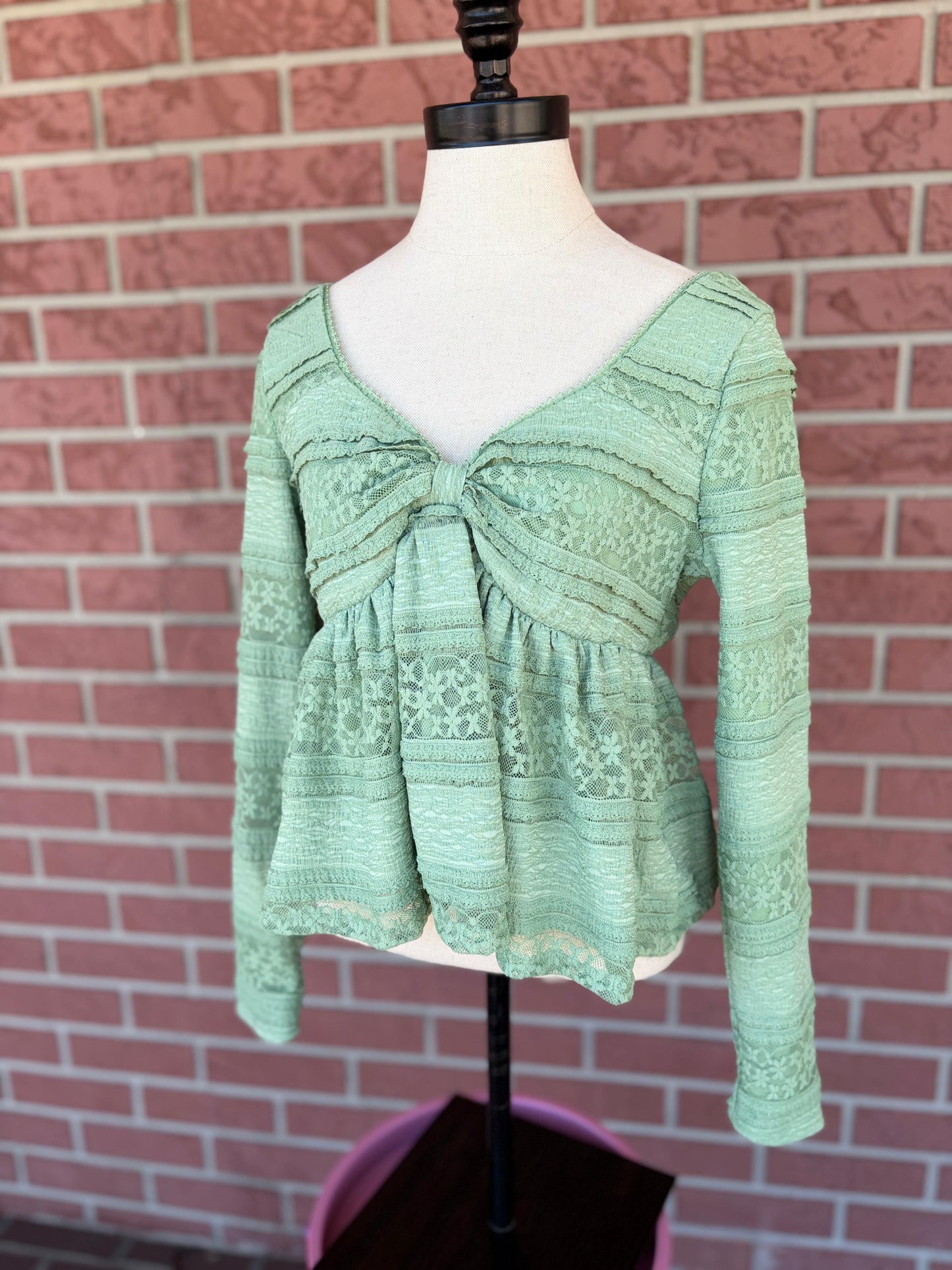 Going green twist top
