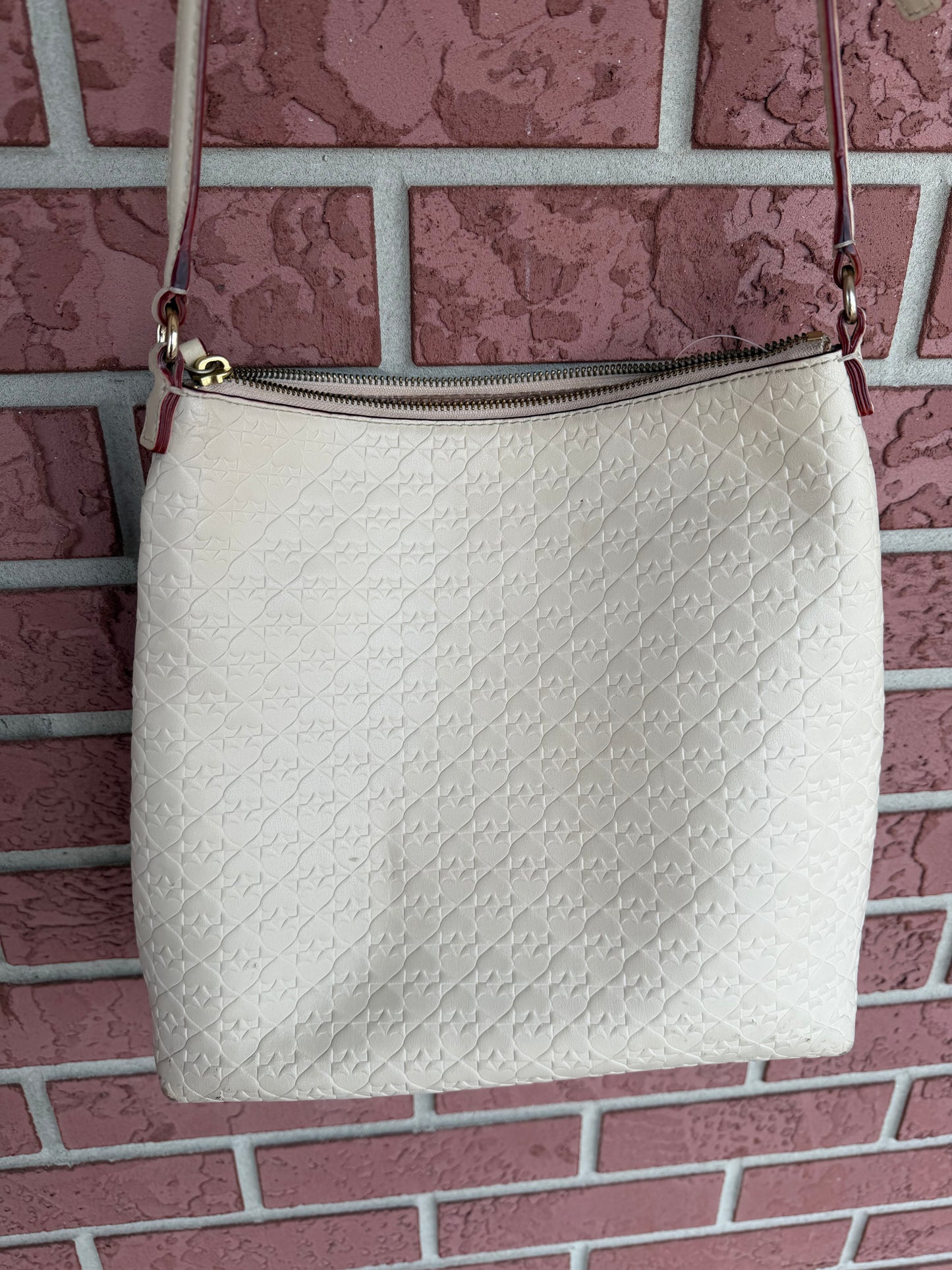61110 Kate Spade White Cream crossbody bag