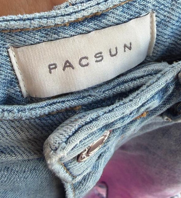 PACSUN Light Wash Distressed Jeans