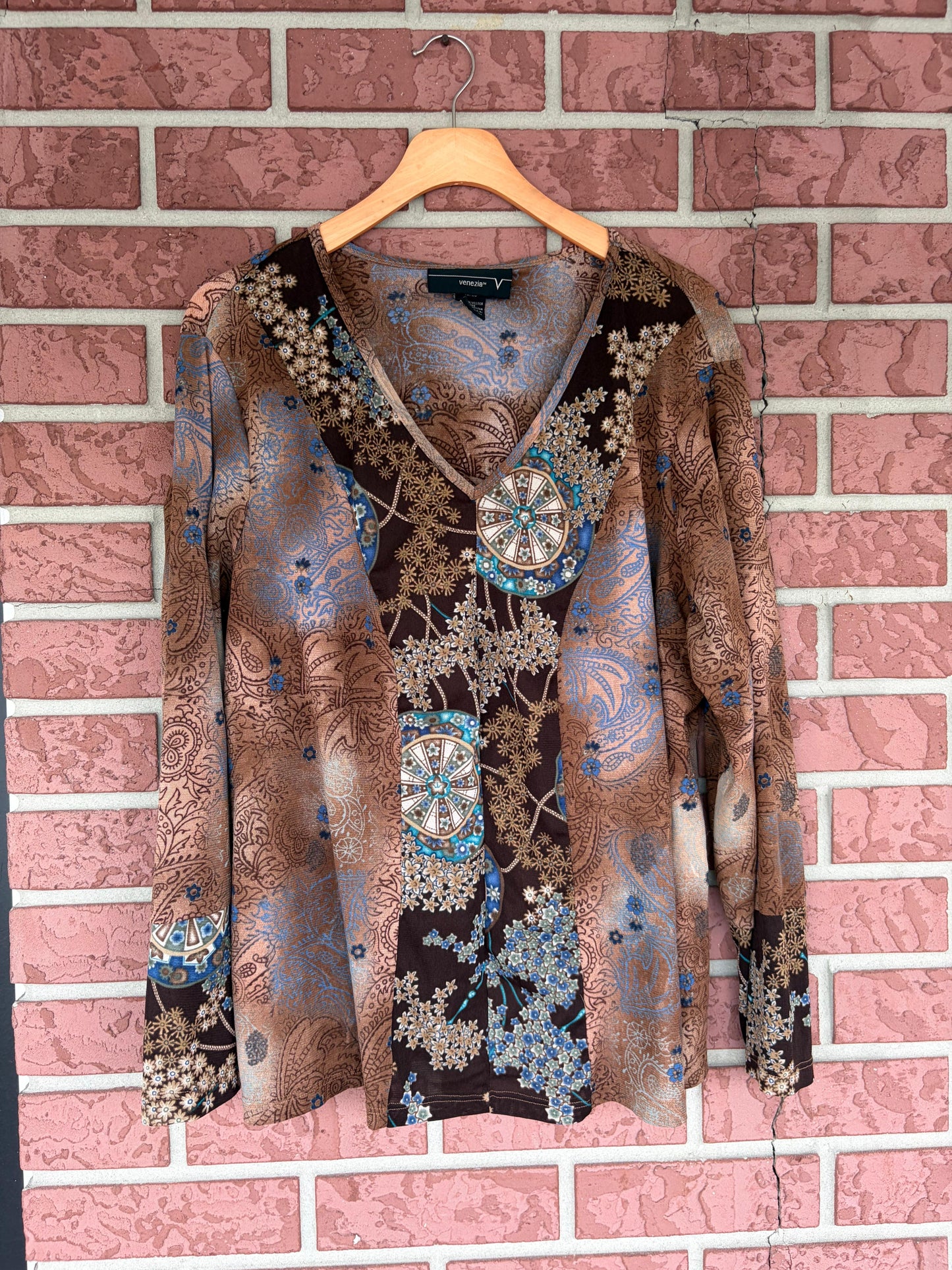 Venezia tans floral long sleeve top