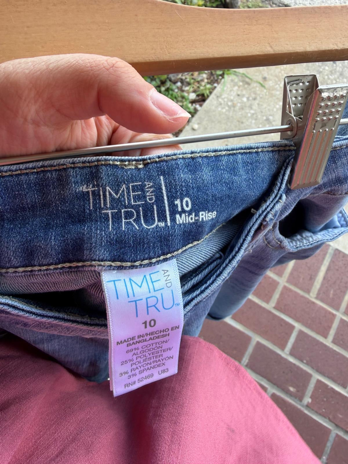Time and Tru Bermuda jeans shorts