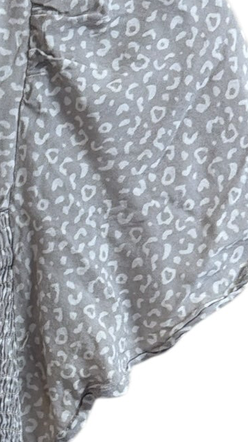 Japna puff sleeve cheetah  top grey