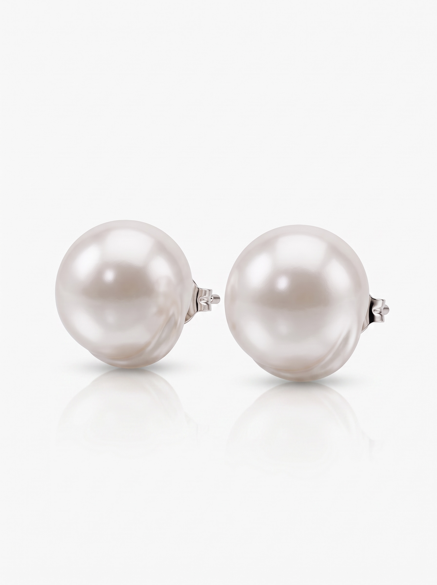 Faux Pearl studs
