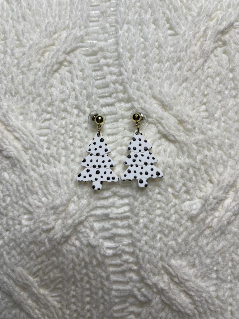 Christmas tree earrings