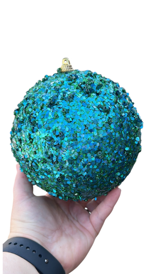 Huge Ornaments decor