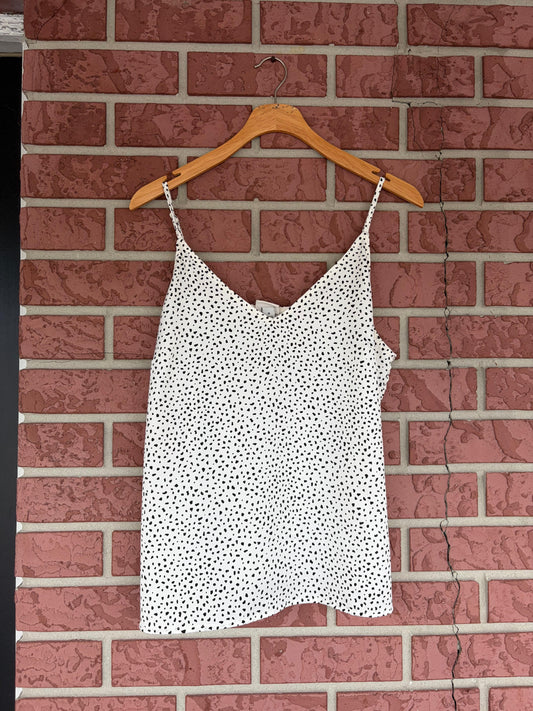 A new day dots cami white and black