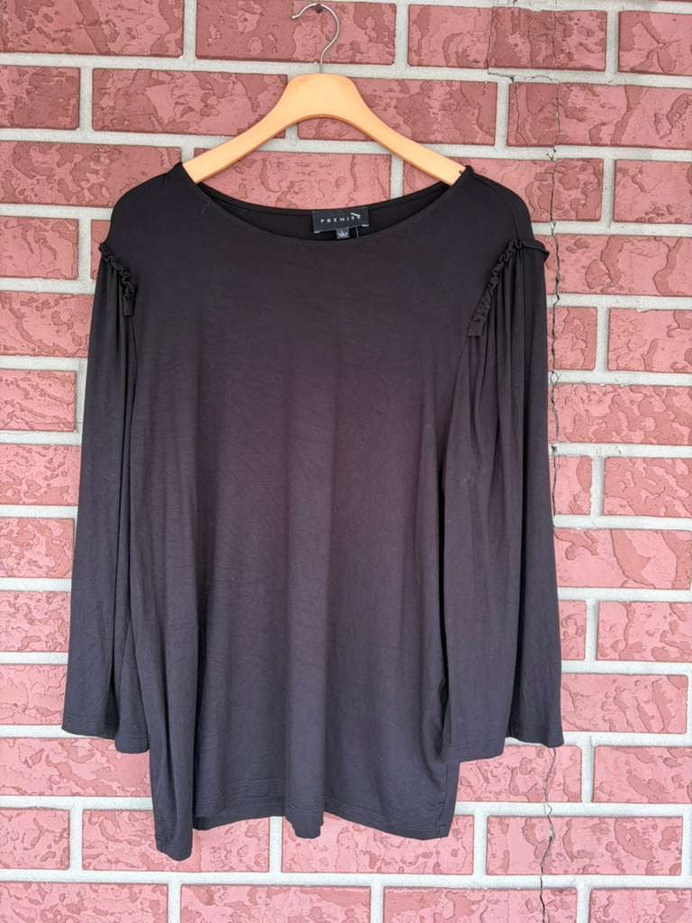 Premise Black Long Sleeve Top