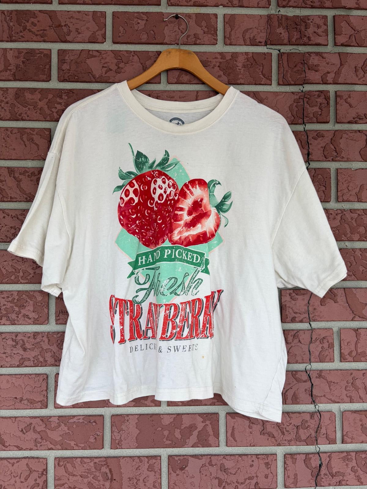 Strawberry Top