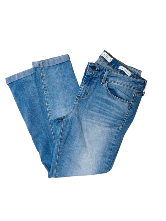 Jessica Simpson literally wash jeans