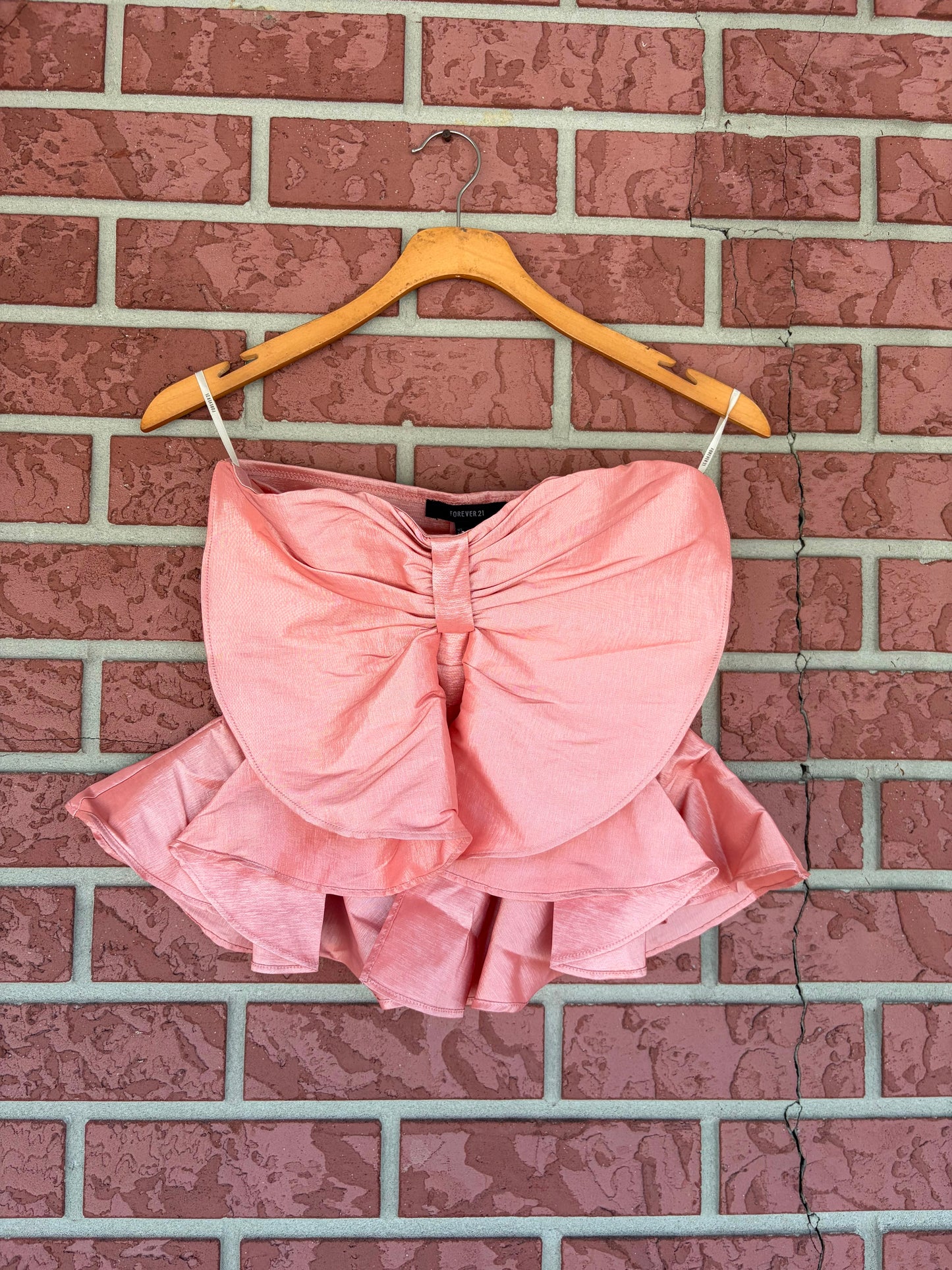 Forever 21 Pink bow statement strapless top