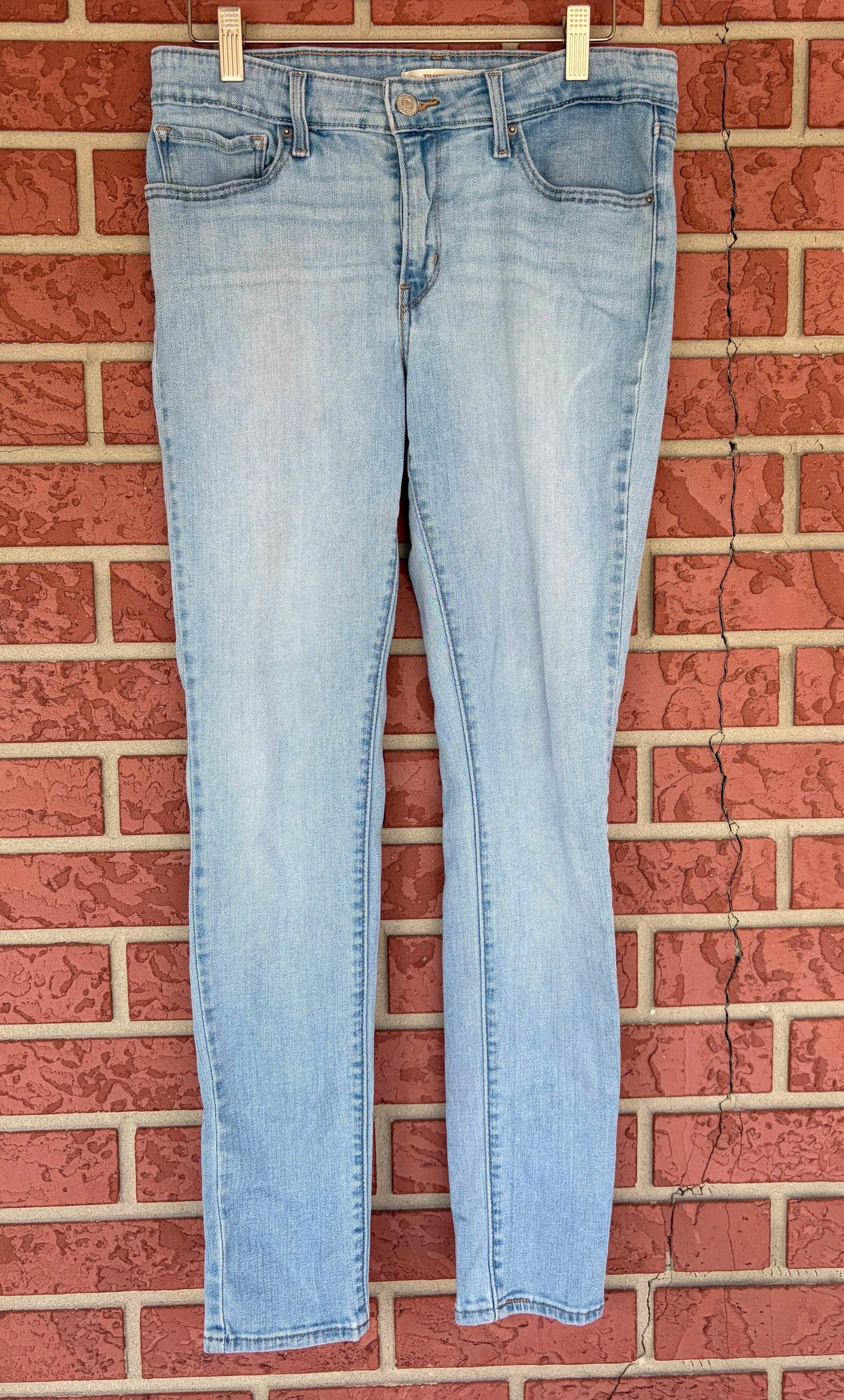 26 711 Skinny Light wash Jeans