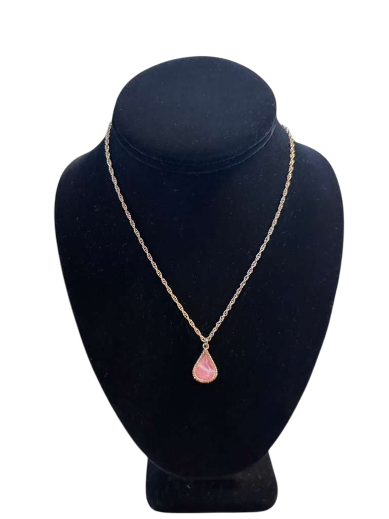 Tear drop pink necklace stone