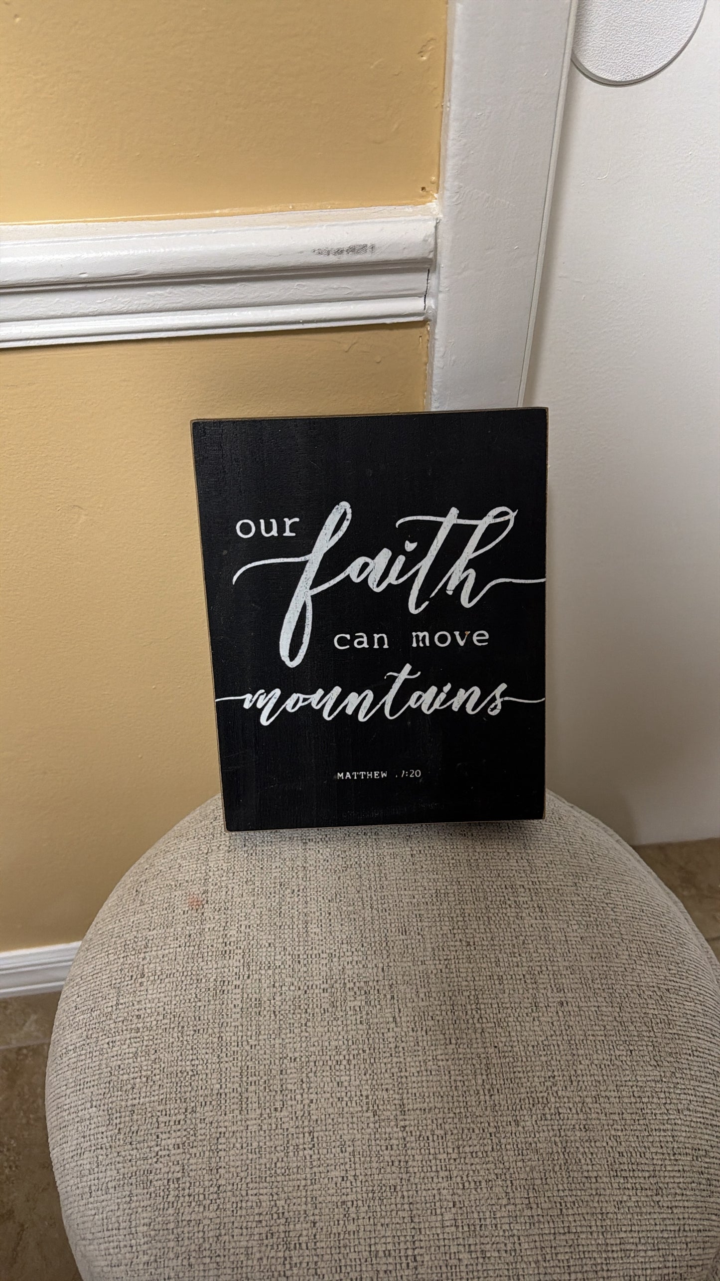 Faith can move mountains wood decor sign