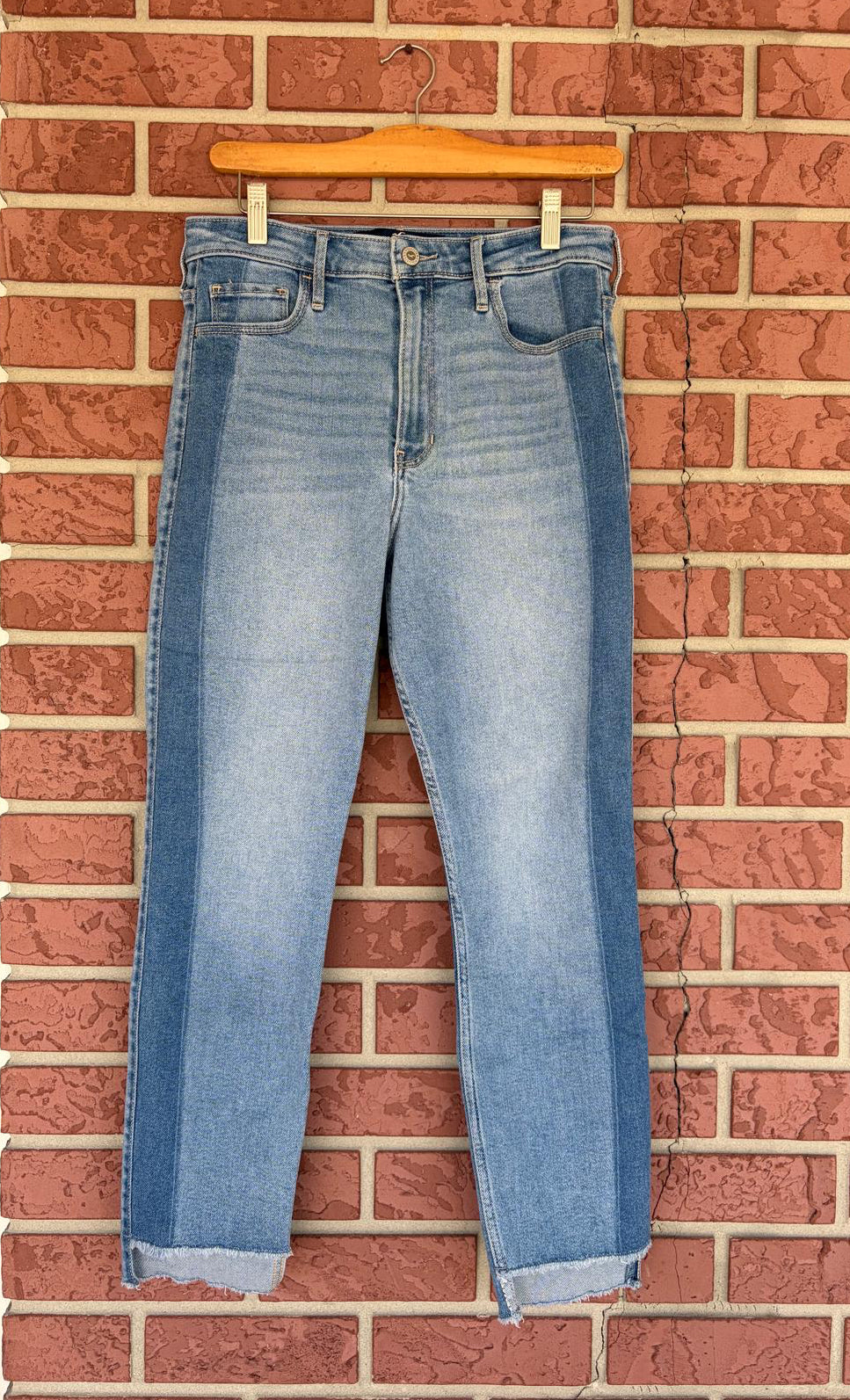 Hollister Darker Stripped Light Wash Jeans